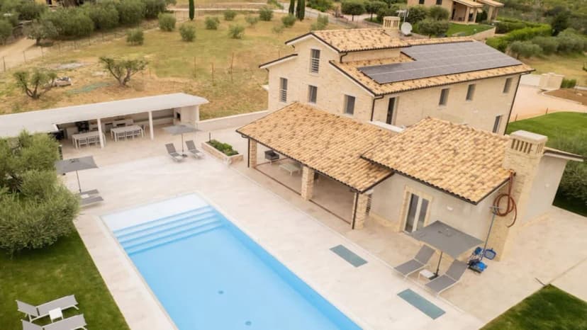 VILLA WITH SALT WATER INFINITY POOL AND SURROUNDED WITH FRUIT TREES