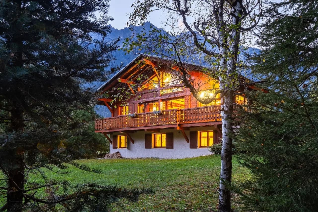 Majestic Mountain View Near Chamonix Centre photo 3