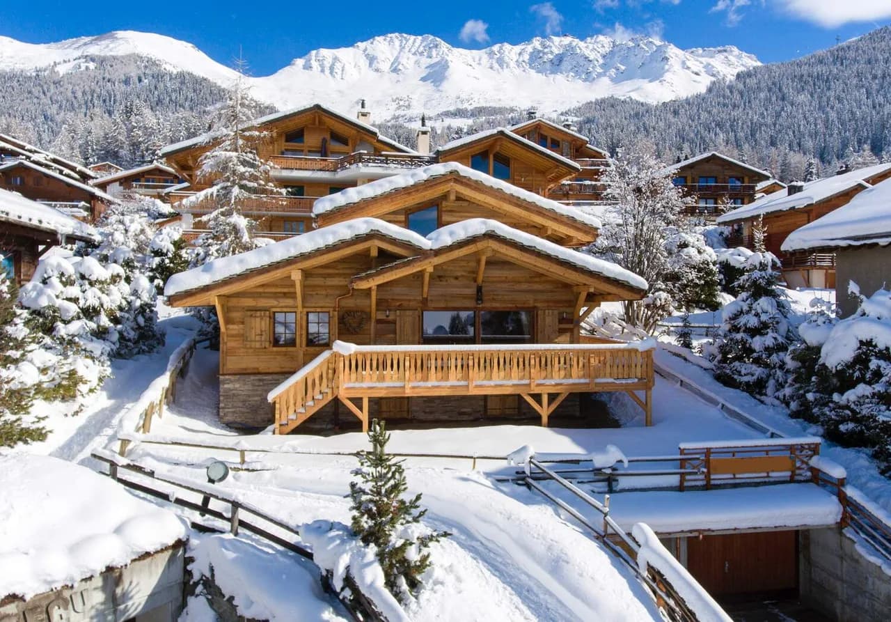 Chic Mountain Chalet in Bagnes