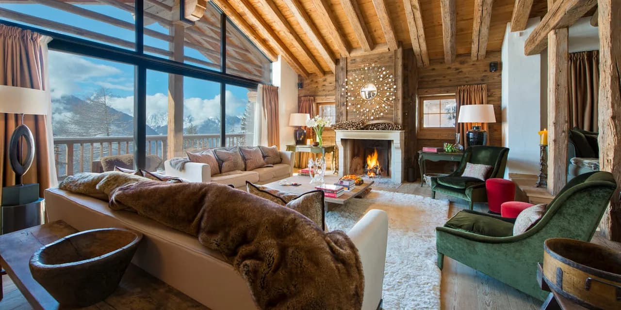EXTRAVAGANT DELUXE CHALET WITH INDOOR POOL AND JACUZZI photo 3