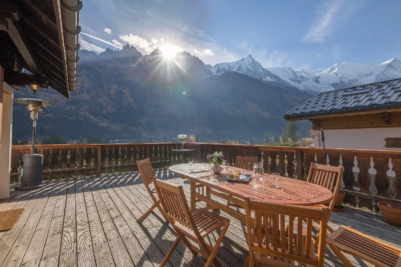 Lovely Chalet With Majestic Mont Blanc Scenery photo 3