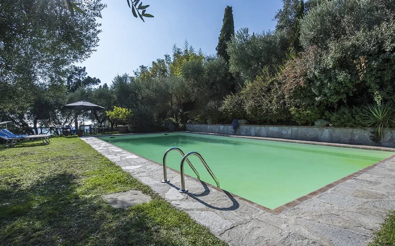 Ambient Farmhouse Located Between Lucca And The Versilia Coast photo 2