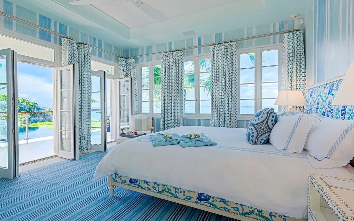 GORGEOUS 9BR ESTATE IN BARNES BAY photo 3