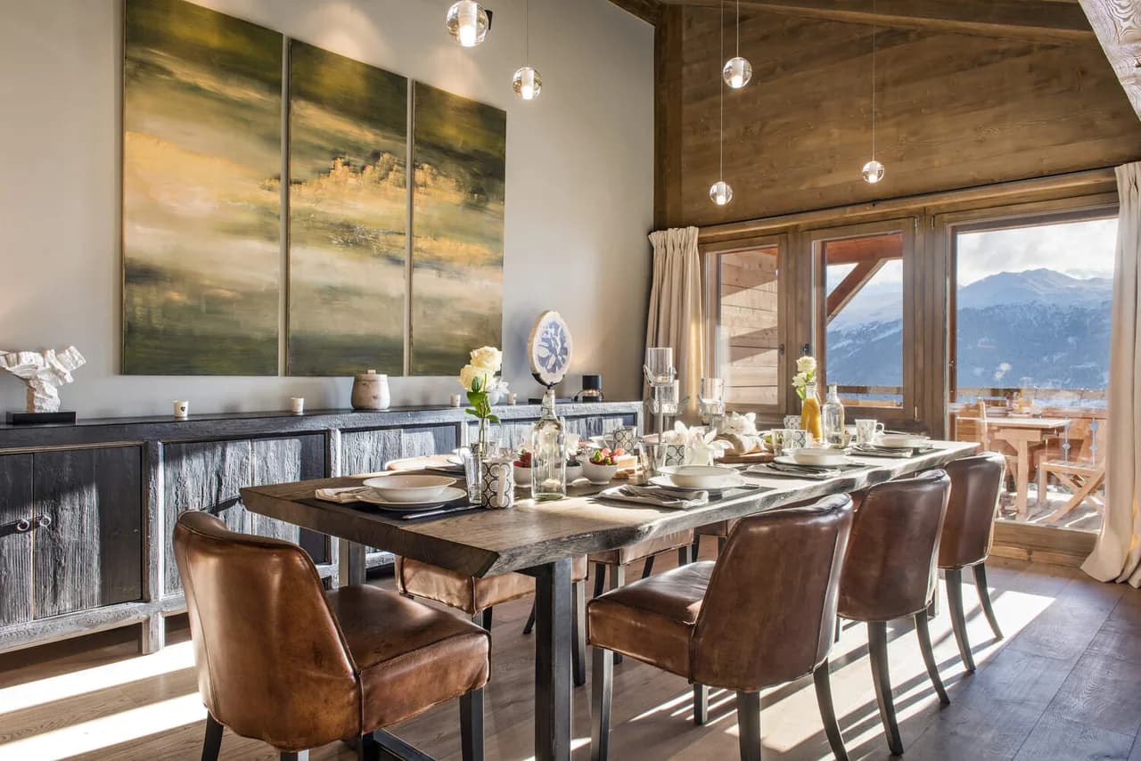 ELEGANT PENTHOUSE WITH SCENIC MOUNTAIN VIEWS photo 5