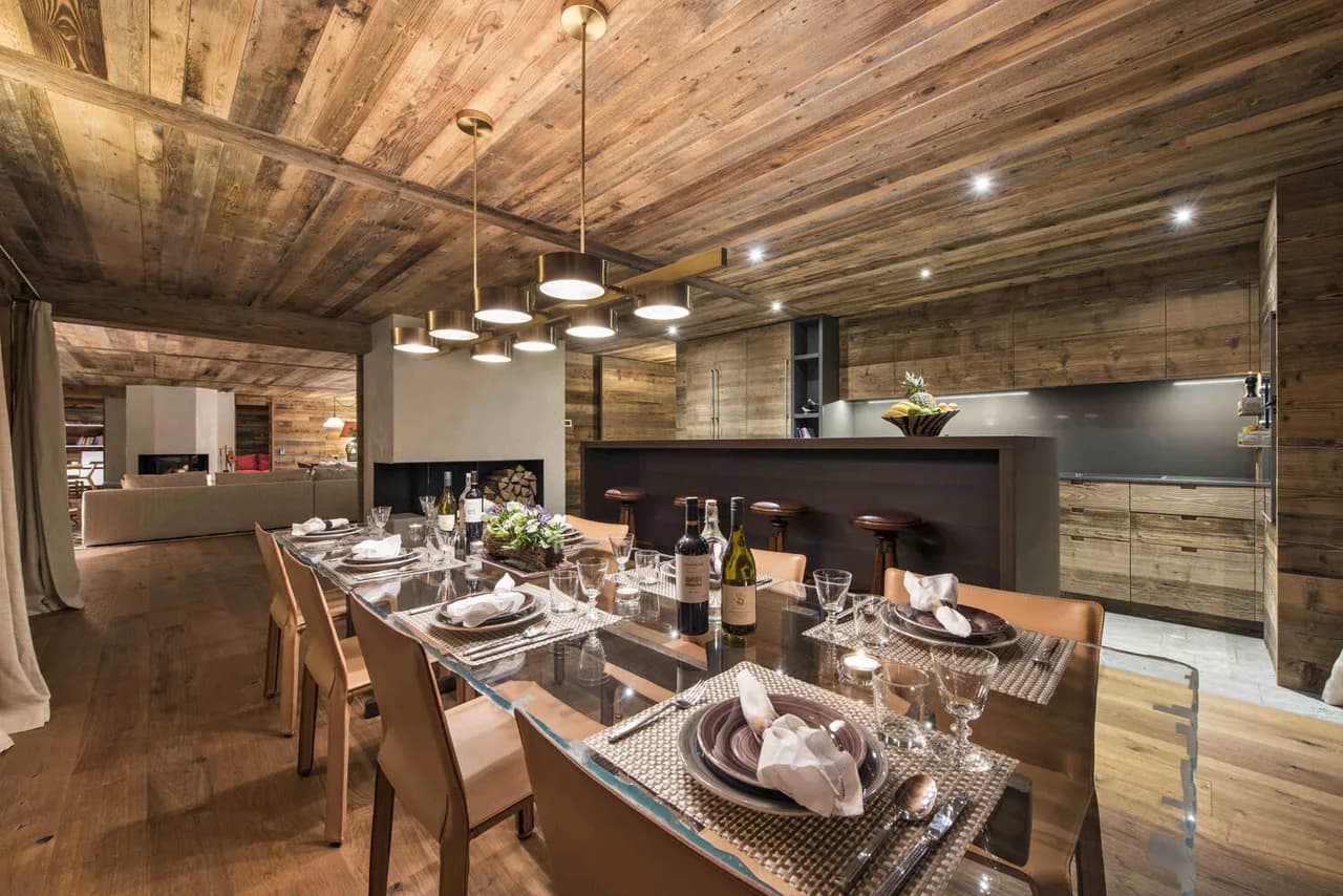 MARVELOUS APLINE CHALET WITH HOME THEATER AND GREAT VIEWS photo 4