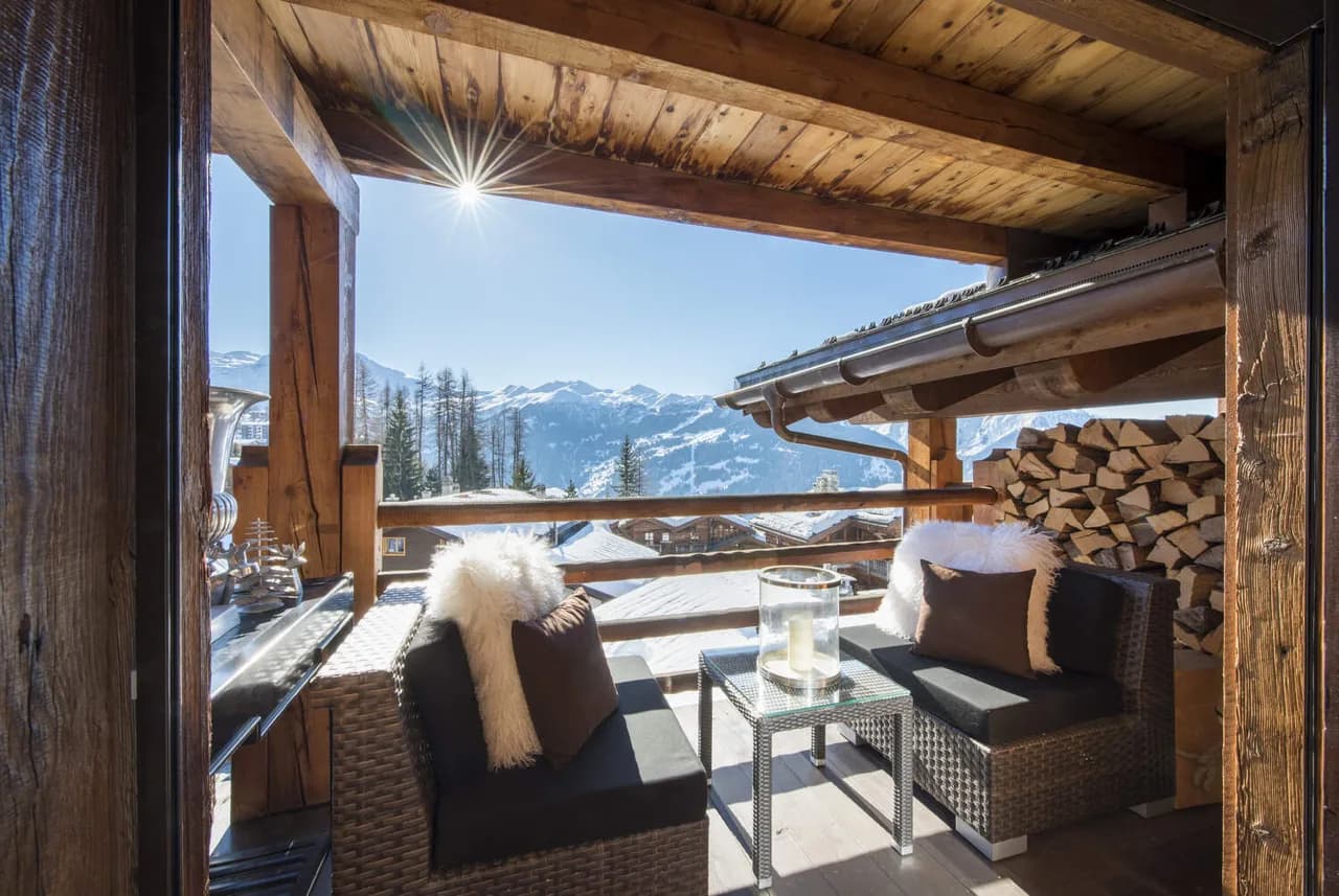 MAGNIFICENT ALPINE PENTHOUSE photo 5