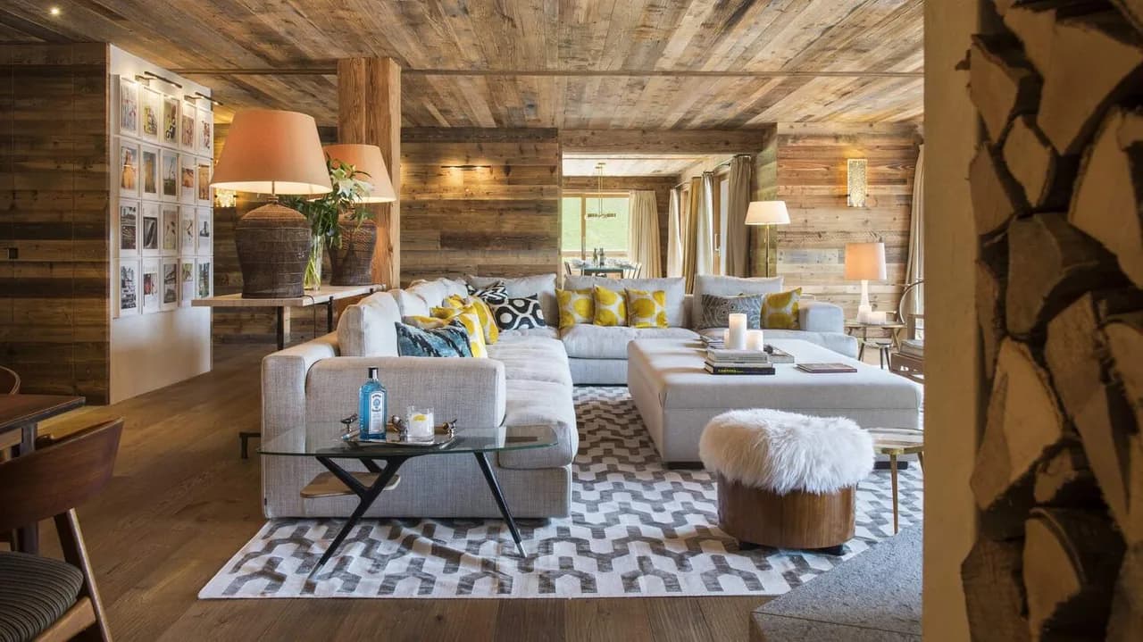 PANORAMIC MOUNTAIN CHALET WITH HOME THEATER photo 3