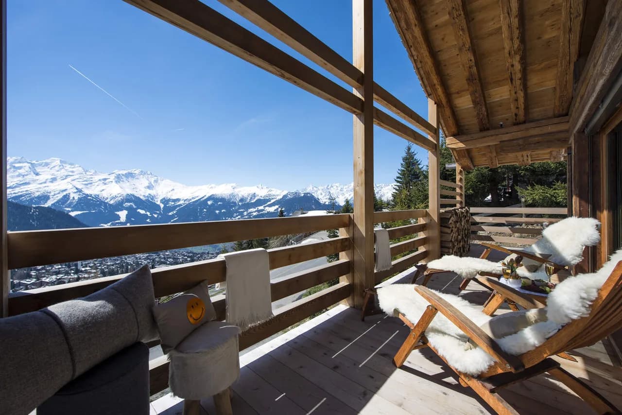 IDYLLIC CHALET WITH STEAM ROOM AND OUTDOOR JACUZZI photo 4