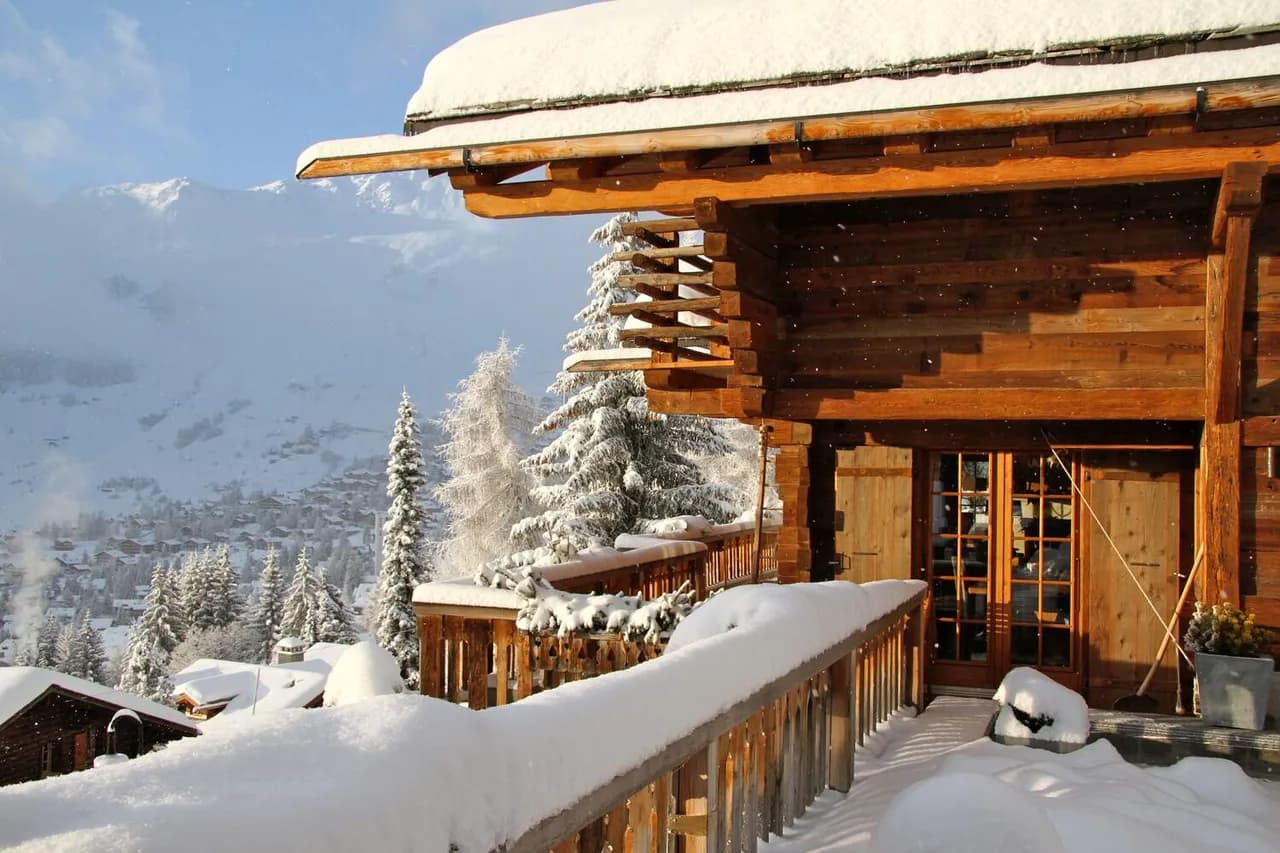 TRADITIONAL WOODEN CHALET WITH OUTDOOR JACUZZI AND MEDITATION ROOM photo 4