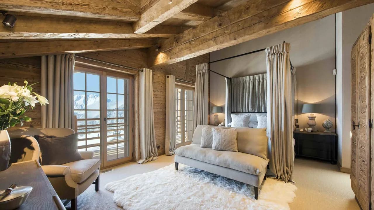 GRAND MAJESTIC CHALET WITH HEATED POOL AND OUTDOOR JACUZZI photo 5
