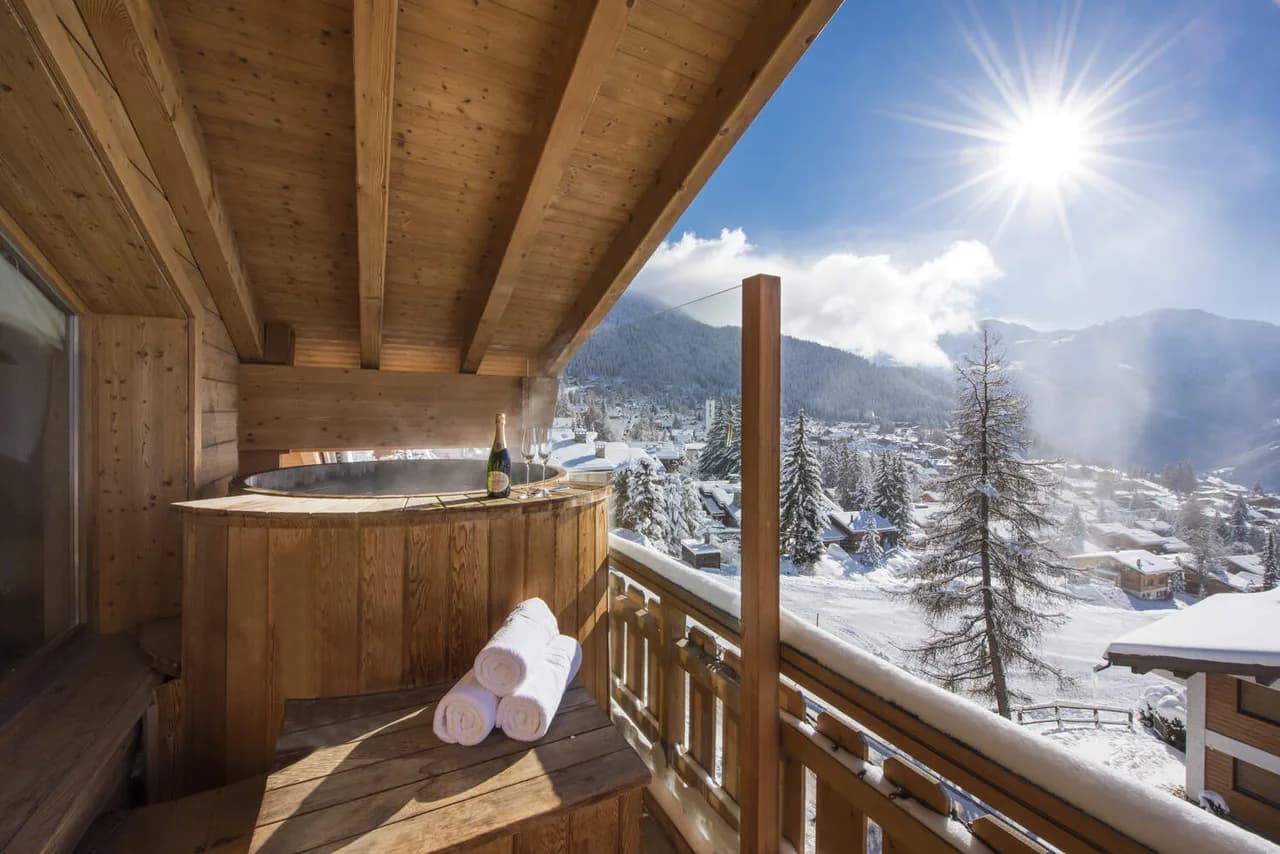 GRAND SPECTACULAR CHALET WITH INDOOR JACUZZI AND STEAM ROOM photo 5