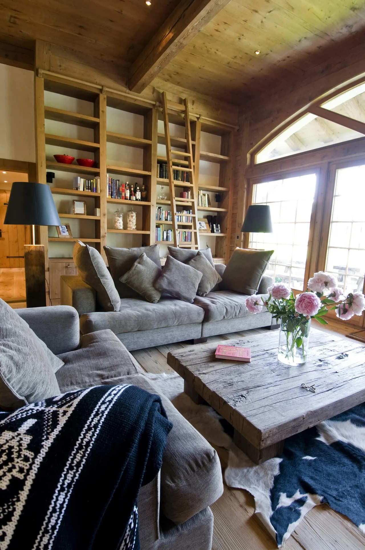 Cozy Mountain Chalet with Terrace in Bagnes photo 5