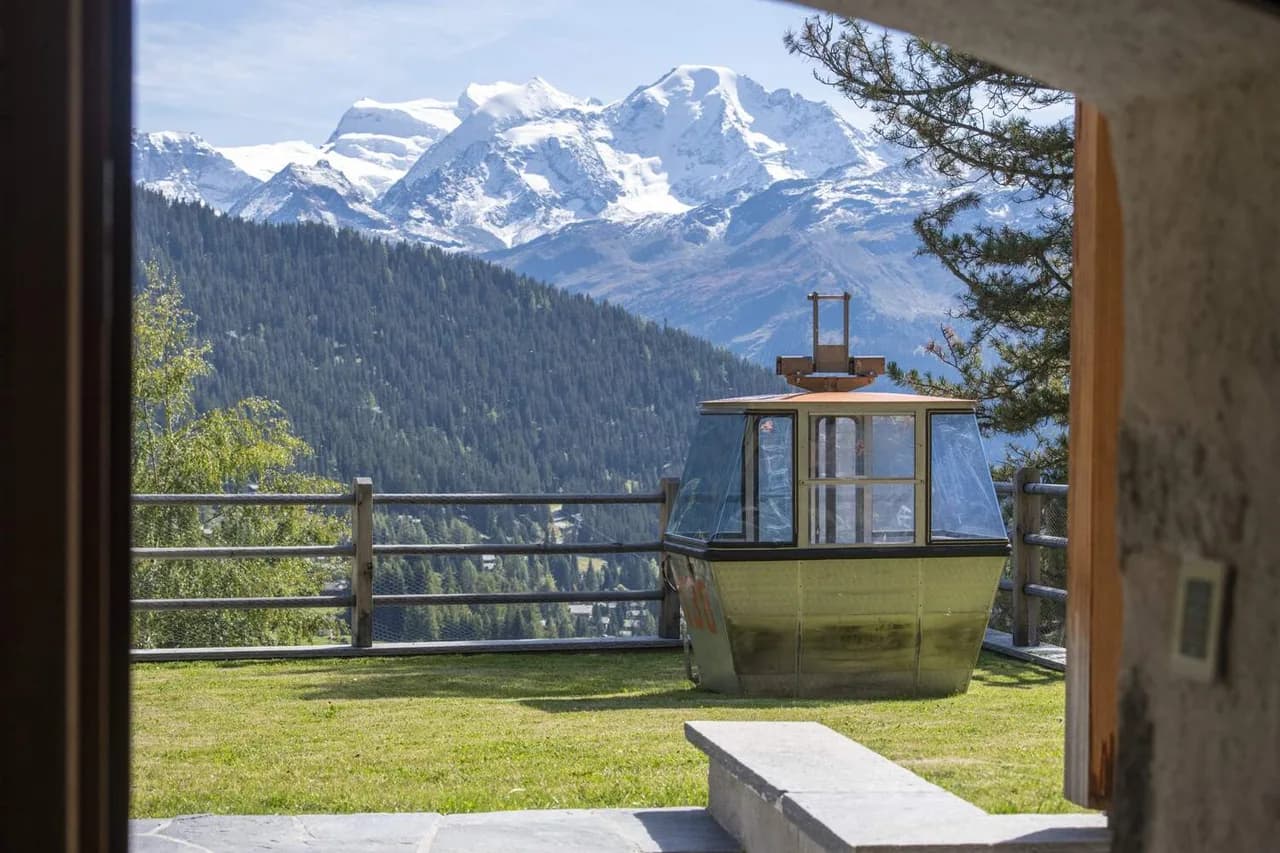SERENE MOUNTAIN CHALET photo 4