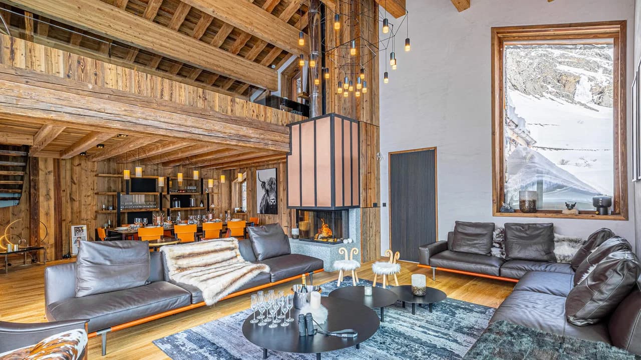 MAJESTIC LUXURY CHALET WITH INDOOR POOL AND SAUNA photo 4