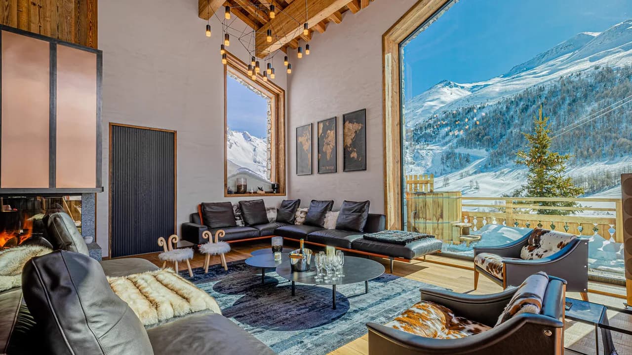 MAJESTIC LUXURY CHALET WITH INDOOR POOL AND SAUNA photo 5
