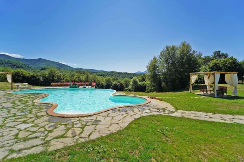 Country House With Beautiful Panoramic Views
