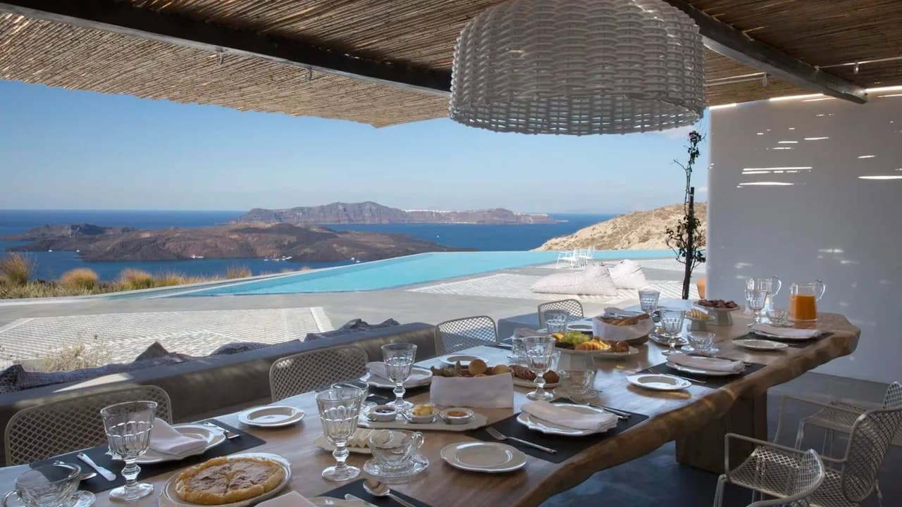 Luxury Santorini Villa Living With Modern Greek Interiors photo 2