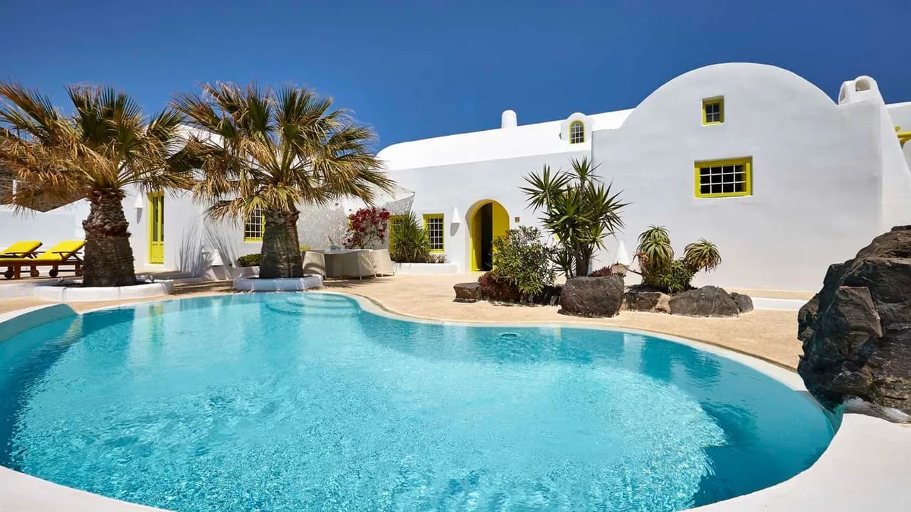 Unique Luxury Santorini Villa With Amazing Volcano And Caldera Views