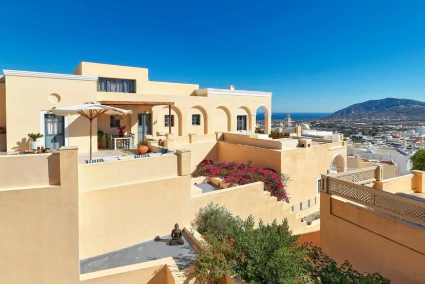 Glorious Luxury Villa With Fantastic Views To The Caldera Of Santorini