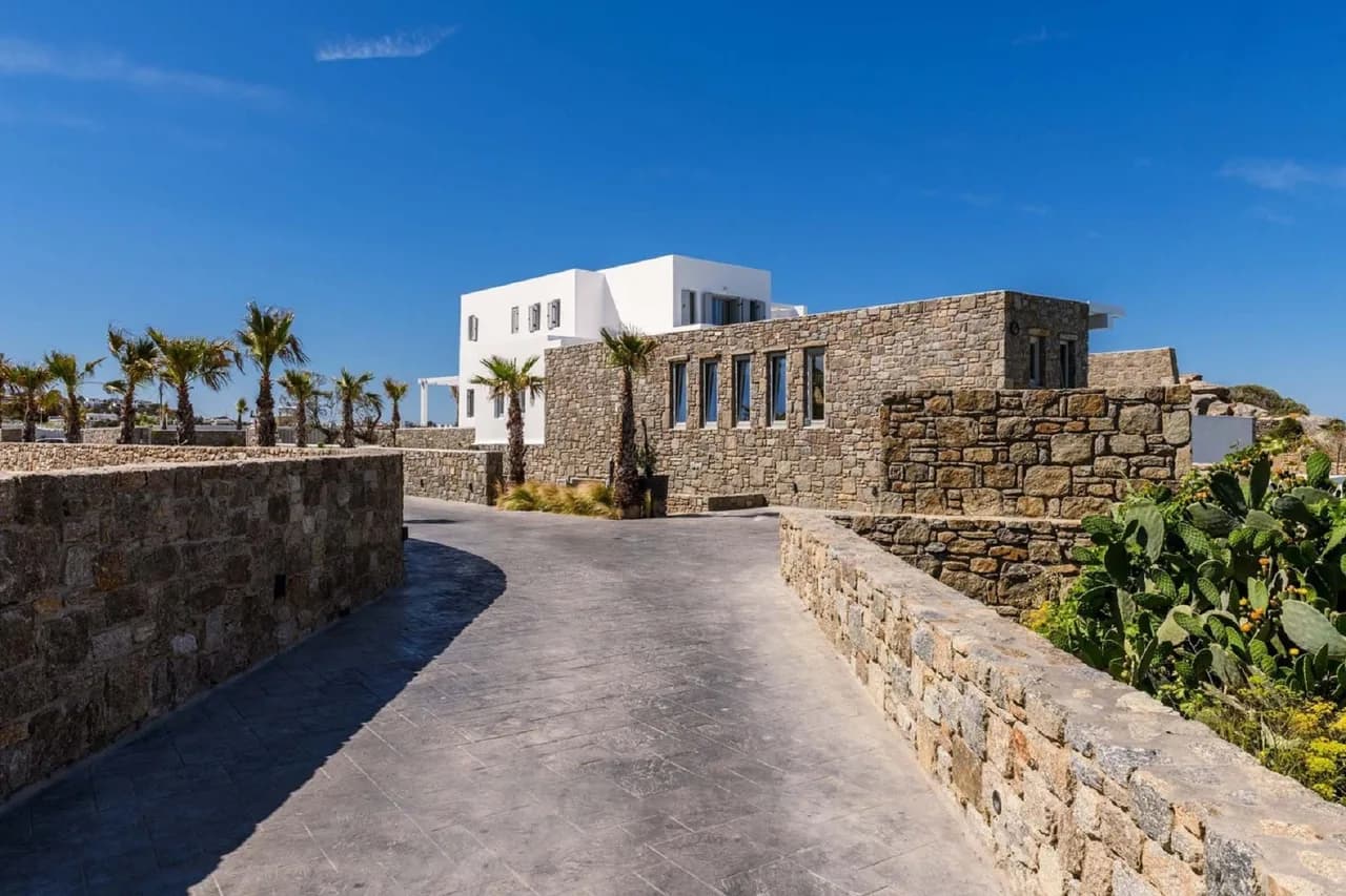 Magnificent Mykonos Villa With Traditional Cycladic Architecture photo 2
