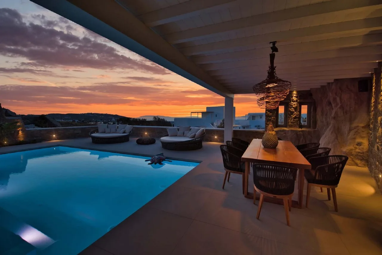 Magnificent Mykonos Villa With Traditional Cycladic Architecture photo 5