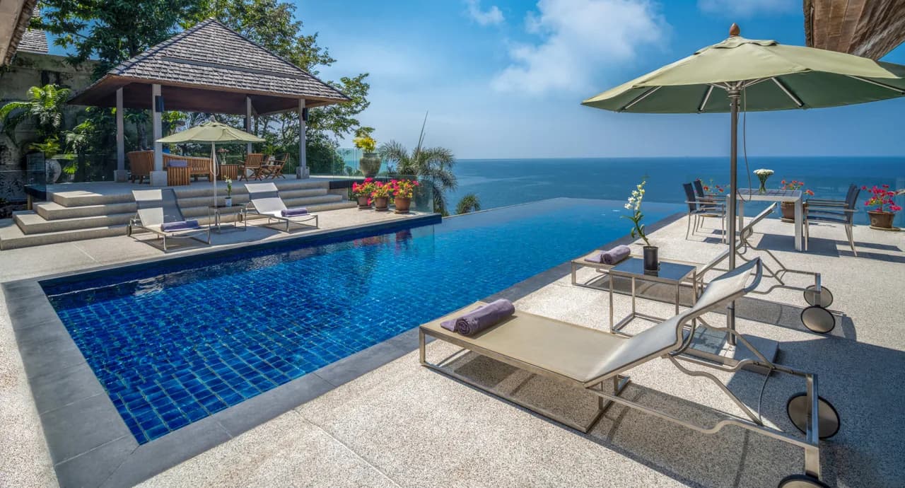STUNNING VILLA WITH AN AMAZING SUNSET VIEW photo 2