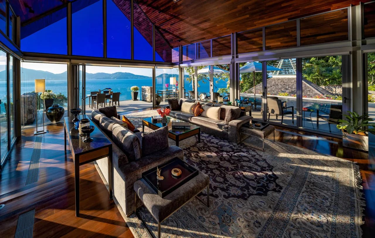 Asian Influenced Villa With a Striking Design photo 4