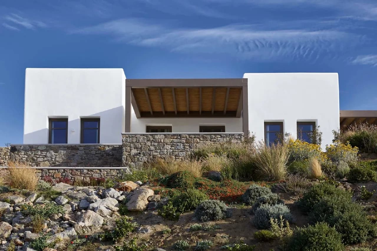 Luxury Living Steps From Beach photo 4
