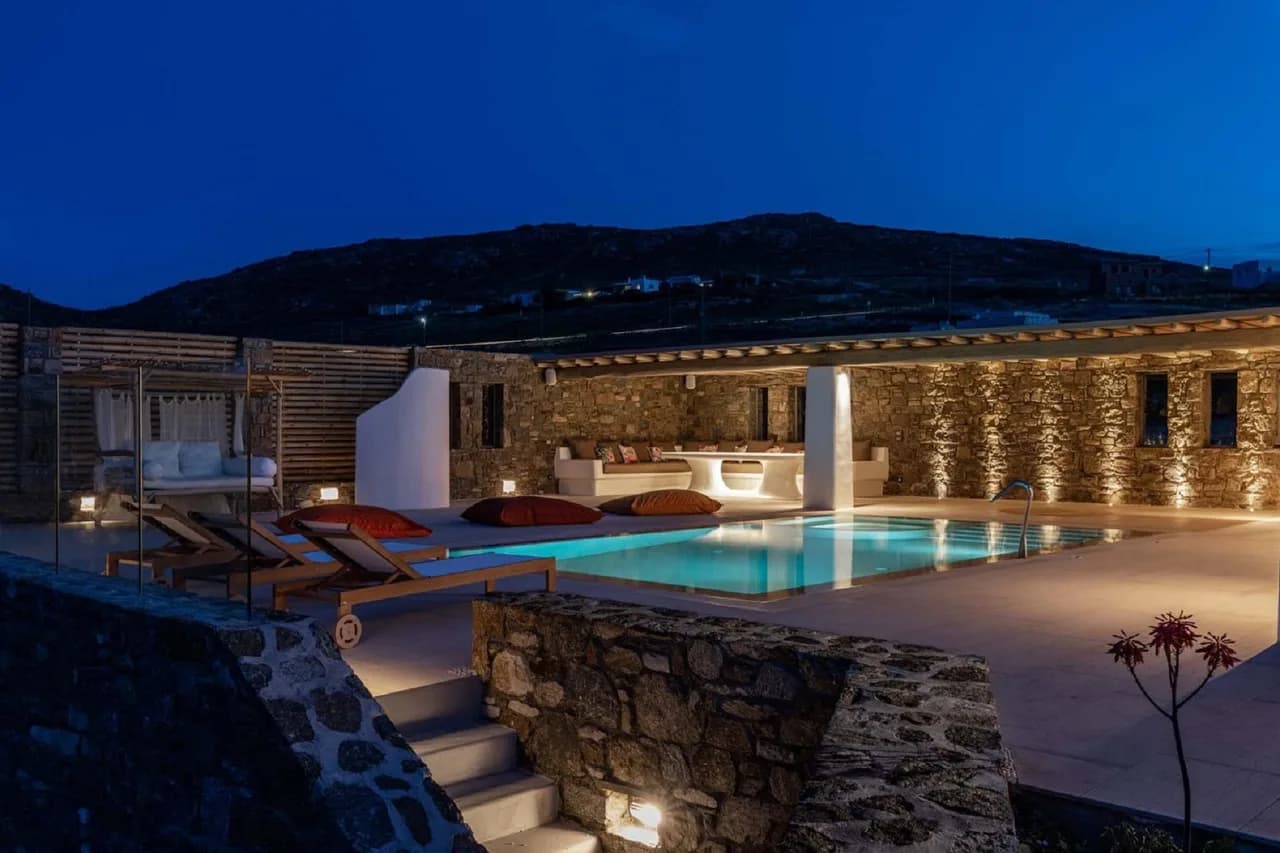 Amazing Villa In Mykonos Near The Stunning Ftelia Beach photo 3