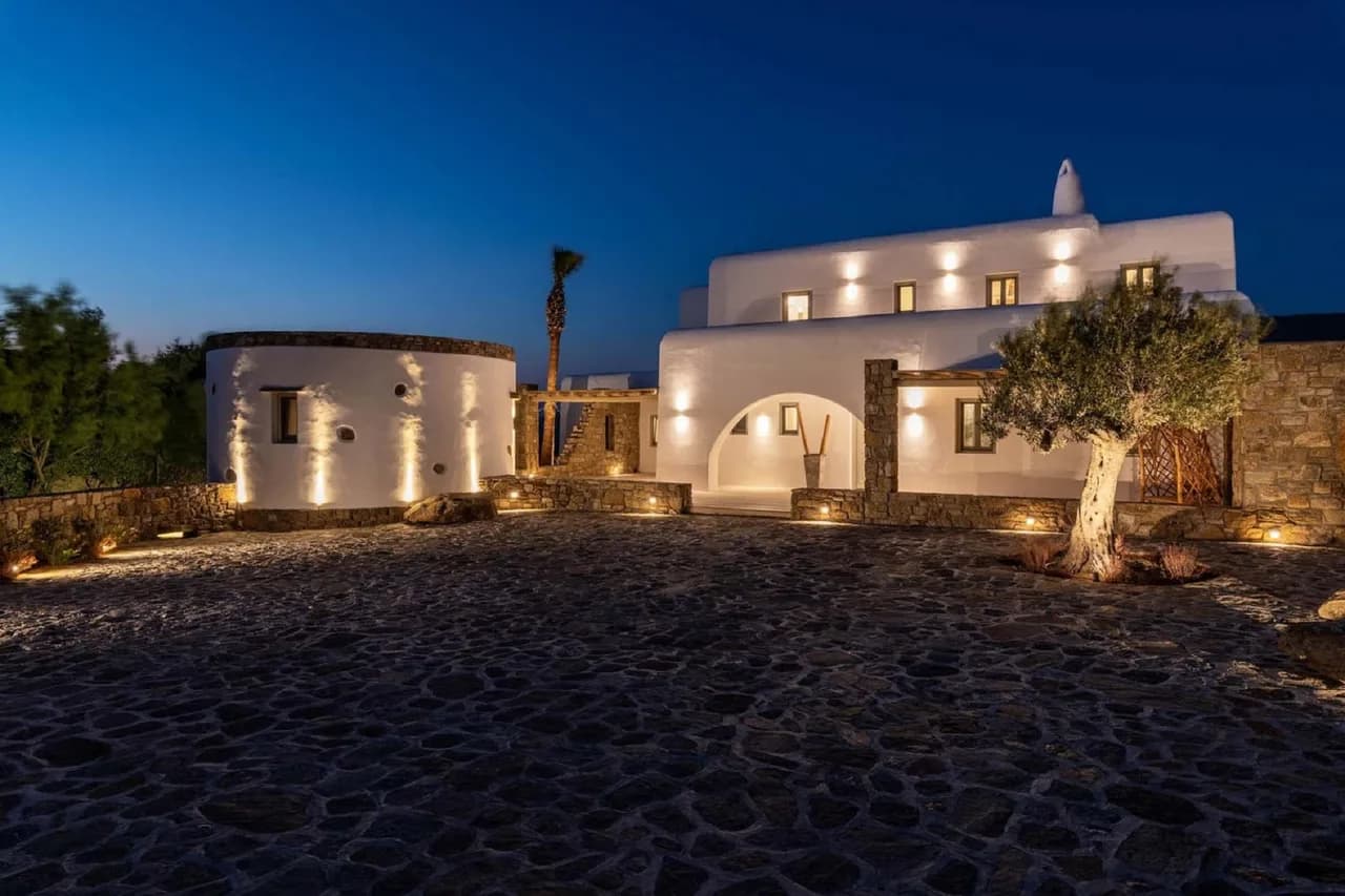 Magnificent Mykonos Vacation Villa With Perfect Natural Scenery photo 2