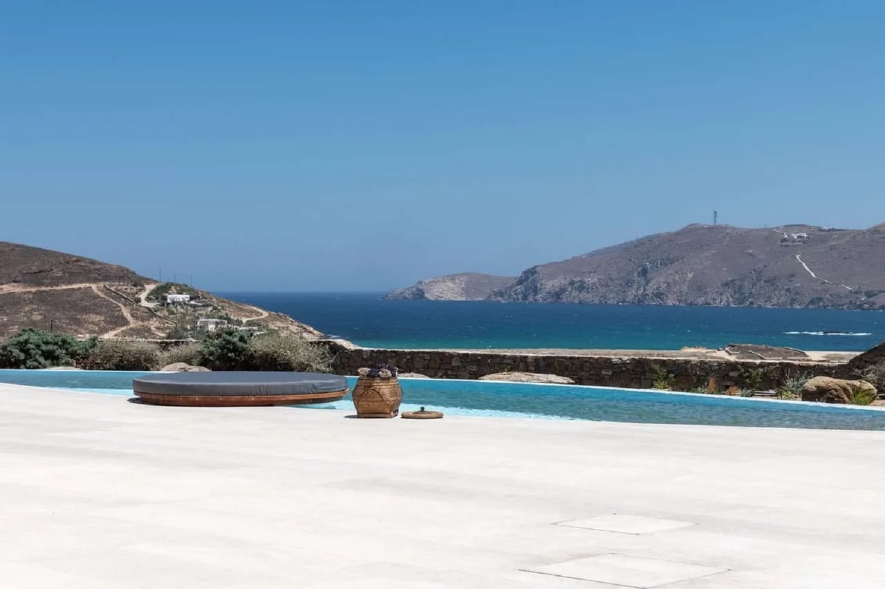 Magnificent Mykonos Vacation Villa With Perfect Natural Scenery photo 4