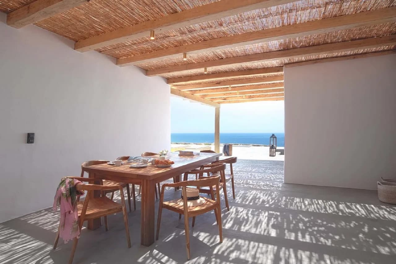 Stylish Modern Design Villa In Mykonos With Dramatic Landscape photo 3