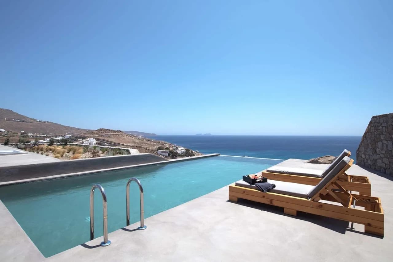 Stylish Modern Design Villa In Mykonos With Dramatic Landscape photo 4