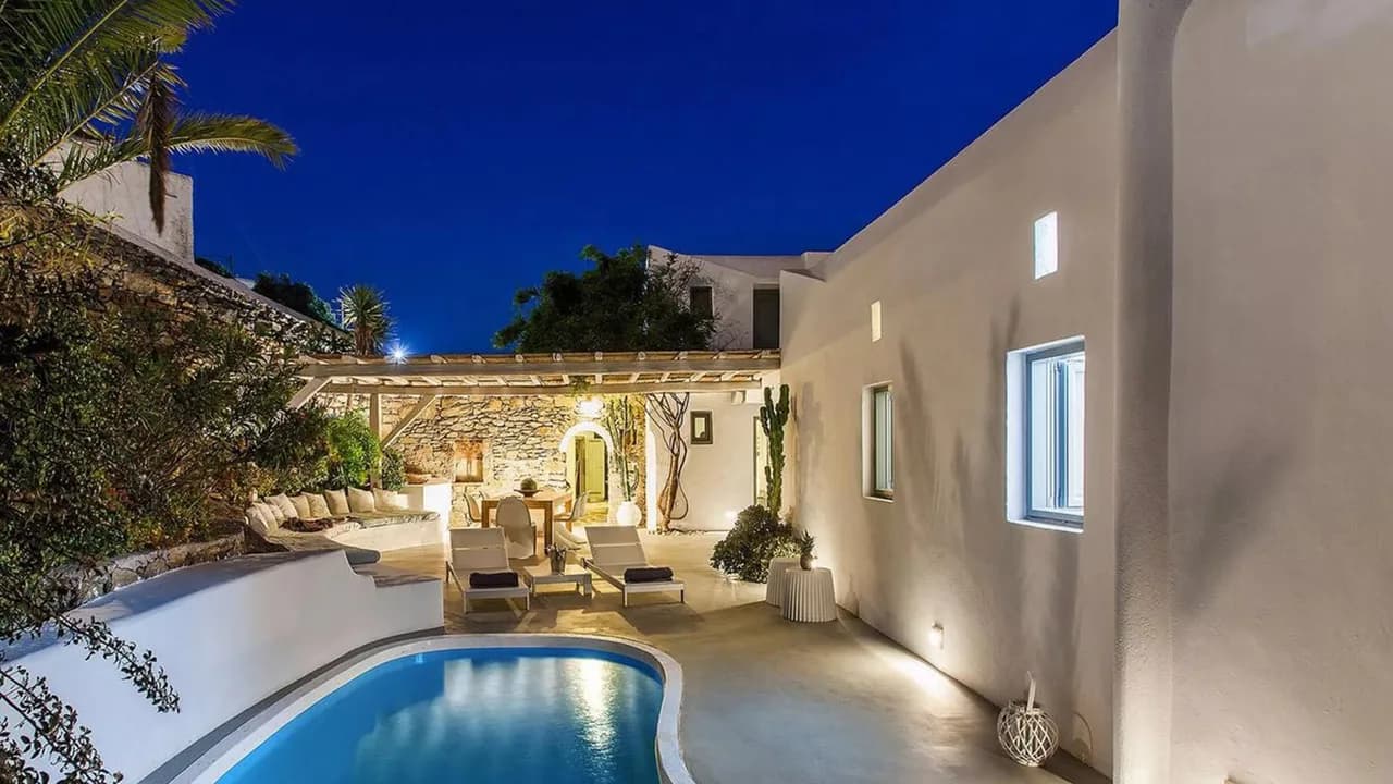 Cozy And Luxurious Hideaway With Awe-inspiring Views Of The Aegean Sea photo 3