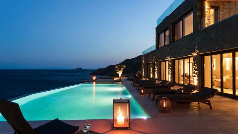 Luxury Mykonos Oasis With Exquisite Scenery