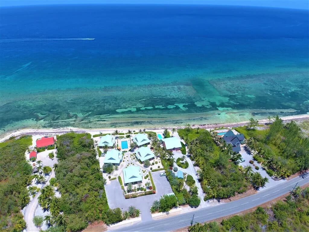 Ocean View Three Bedroom Retreat in Cayman photo 3