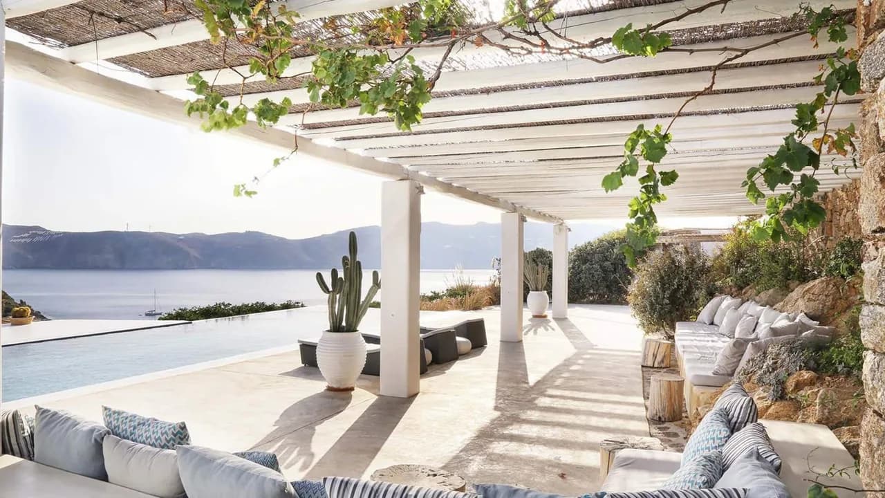 Bohemian Chic Villa With Amazing Pristine Landscape