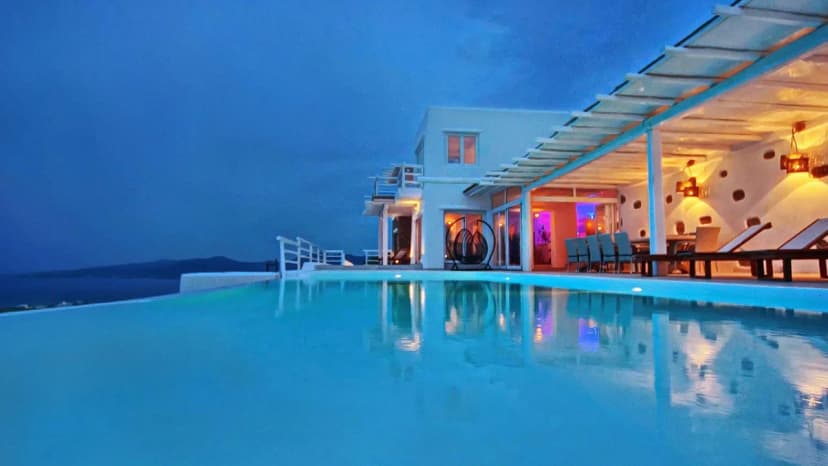 Extraordinary Luxury Villa With Serene Privacy And Astonishing Views