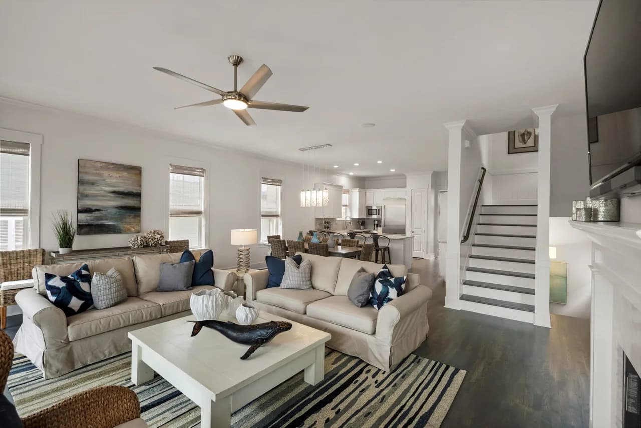 Beachfront Five-Bedroom Villa in Florida Space Coast photo 4
