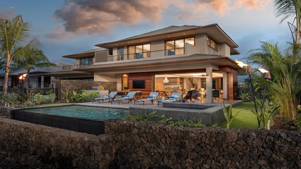 Golf Course View Villa in Big Island photo 4