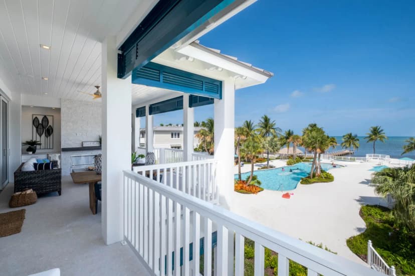 Beachfront Penthouse with Ocean Views in Orlando