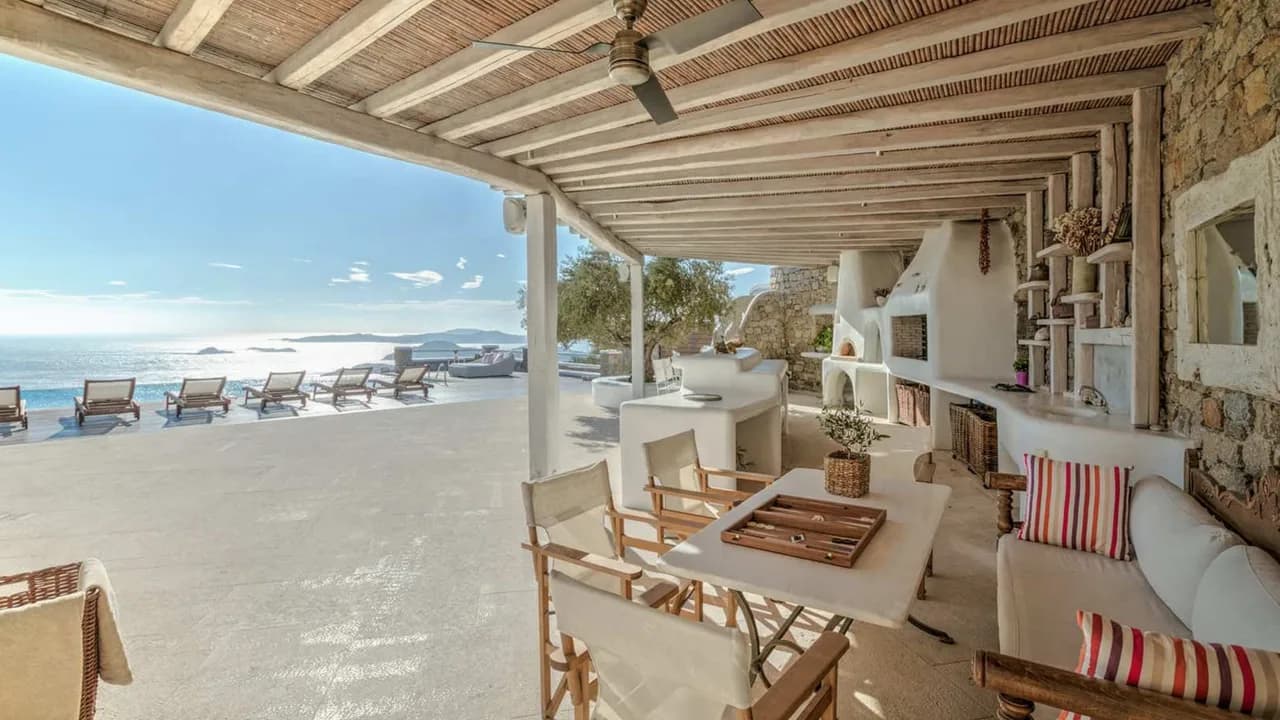 Vibrant Mykonos Villa Overlooking The Aegean Sea photo 2