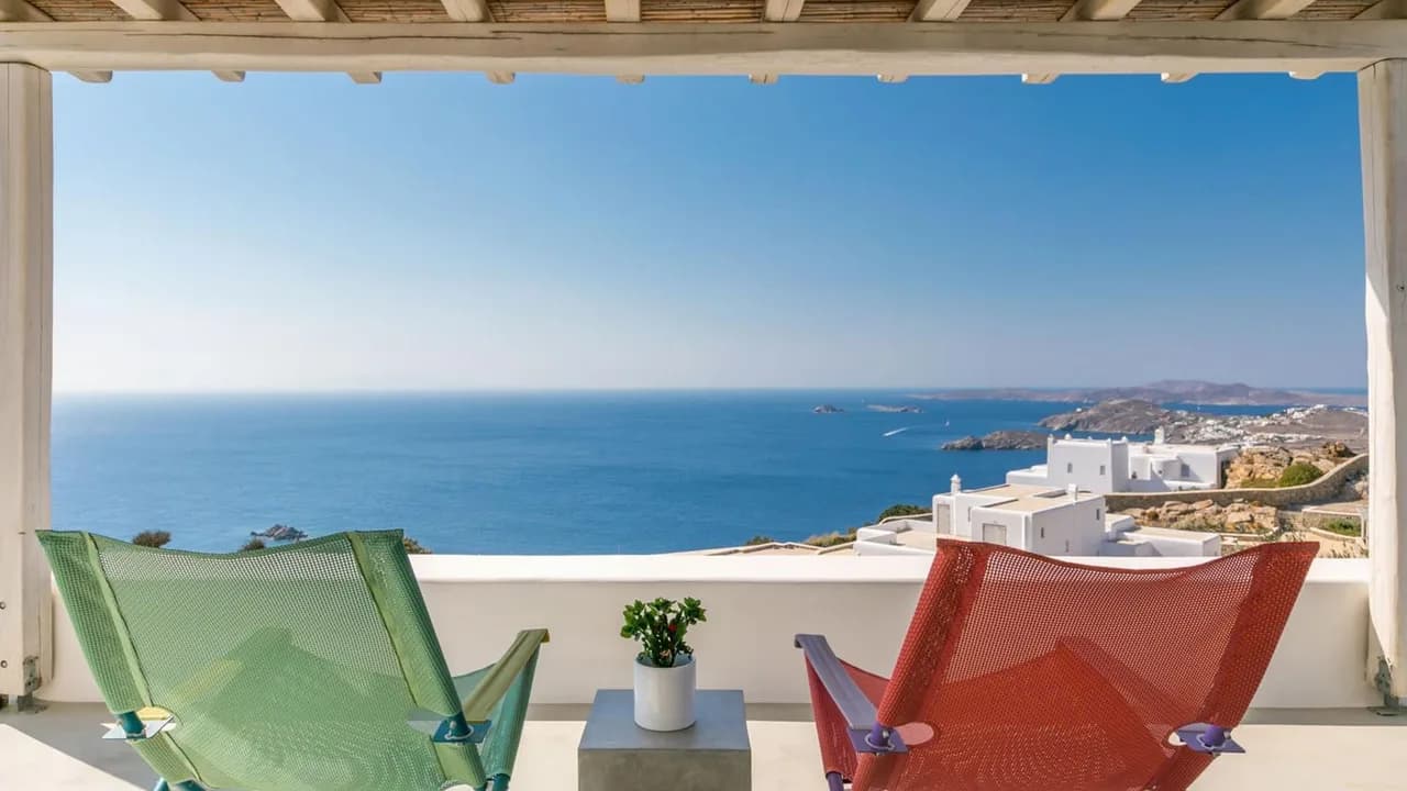 Vibrant Mykonos Villa Overlooking The Aegean Sea photo 4