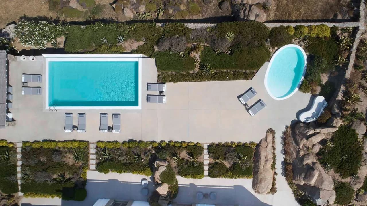 Extraordinary Villa Near The Famous Paraga Beach photo 5
