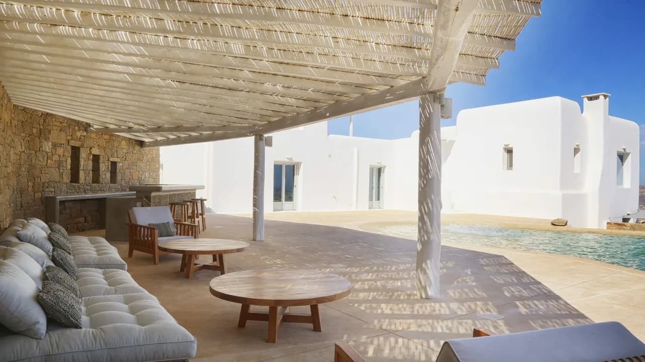 Harmonious Villa Near The Vibrant Town Center photo 2