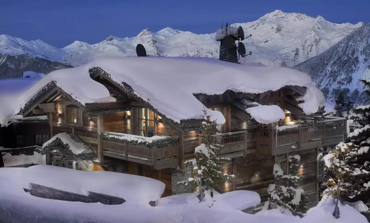 AMAZING CHALET WITH INDOOR POOL AND STUNNING VIEWS photo 3