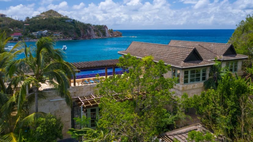 Oceanfront Pool Villa in Saint Thomas