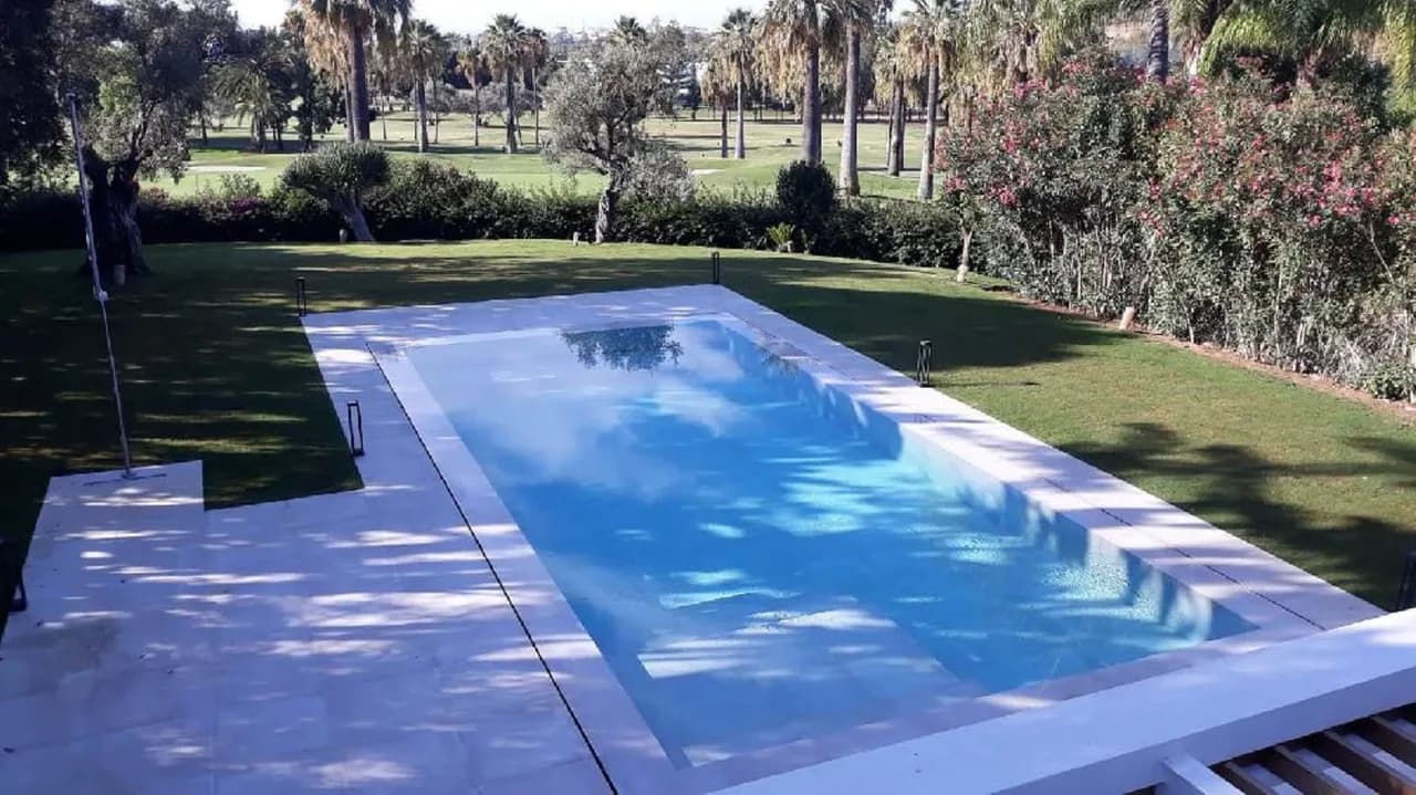 Phenomenal Holiday Villa In Prestigious Nueva Andalucía Golf Valley photo 3