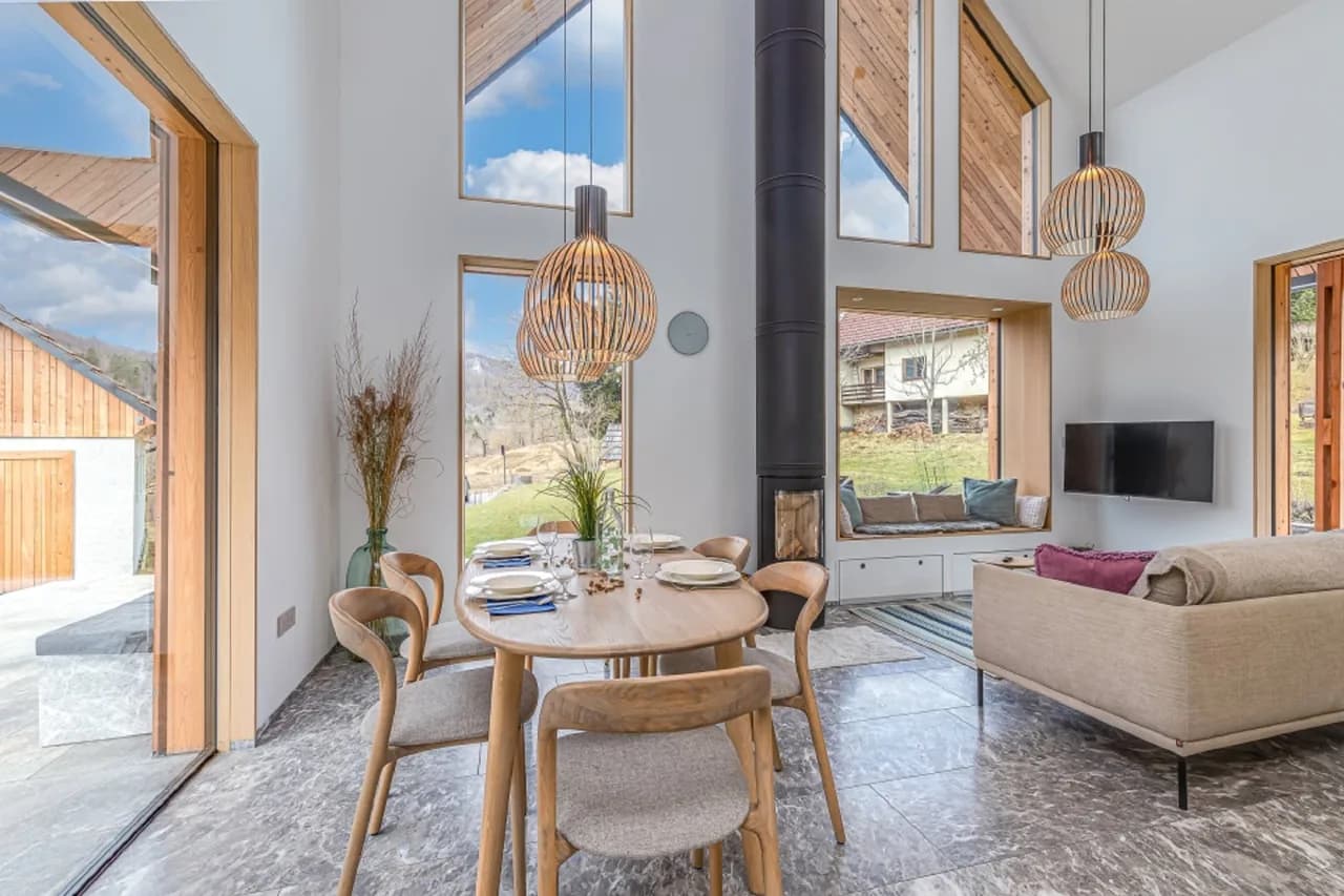 Amazing Spruce-wood Chalet In The Blissful Peace Of The Hills photo 3