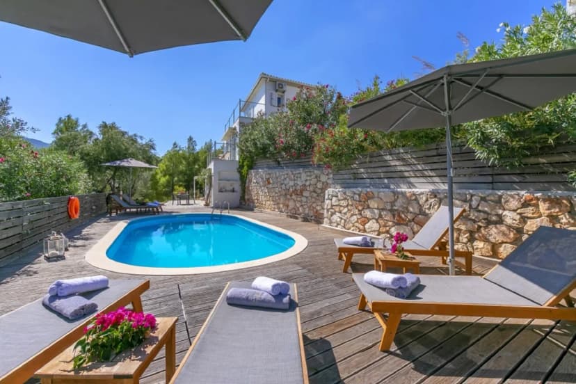 Amazing Holiday Villa Located Just Down The Coast From Kalamaki